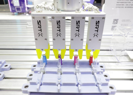 SLGアンプル及び電池の把握を示す間接ドライブ グリッパー